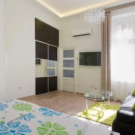 Karinflats - Hugo Apt. * Budapest